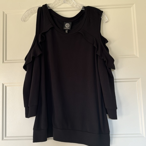 Bobeau Cold Shoulder Sweatshirt Medium Black - Picture 6 of 9